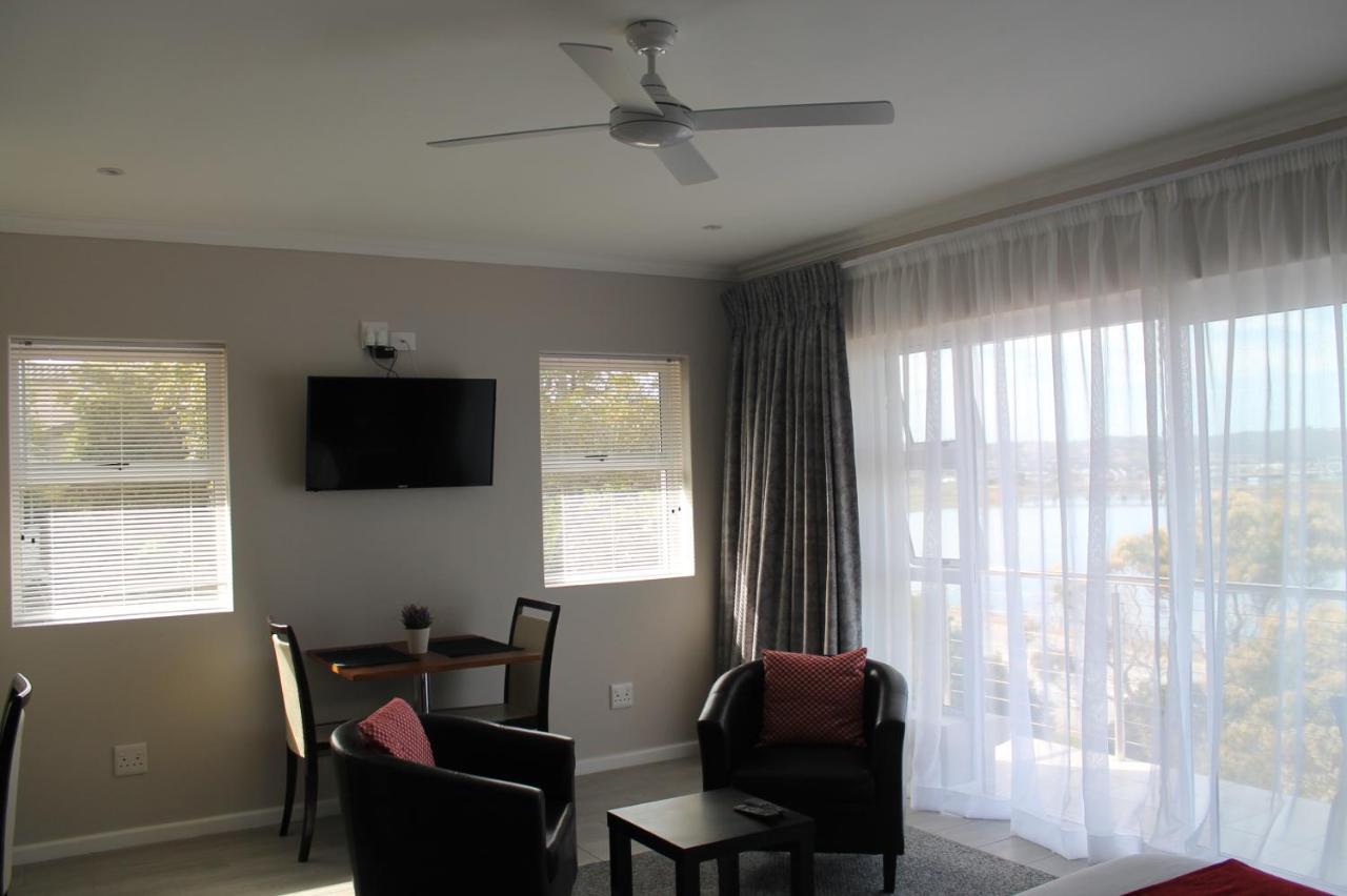 Phoenix Lodge And Waterside Accommodation Knysna Exteriér fotografie