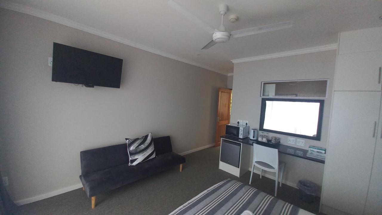 Phoenix Lodge And Waterside Accommodation Knysna Exteriér fotografie